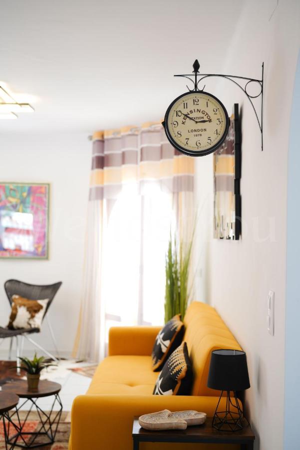 Villa Et Studio Avec Piscine - Wehostyou Empuriabrava Bagian luar foto